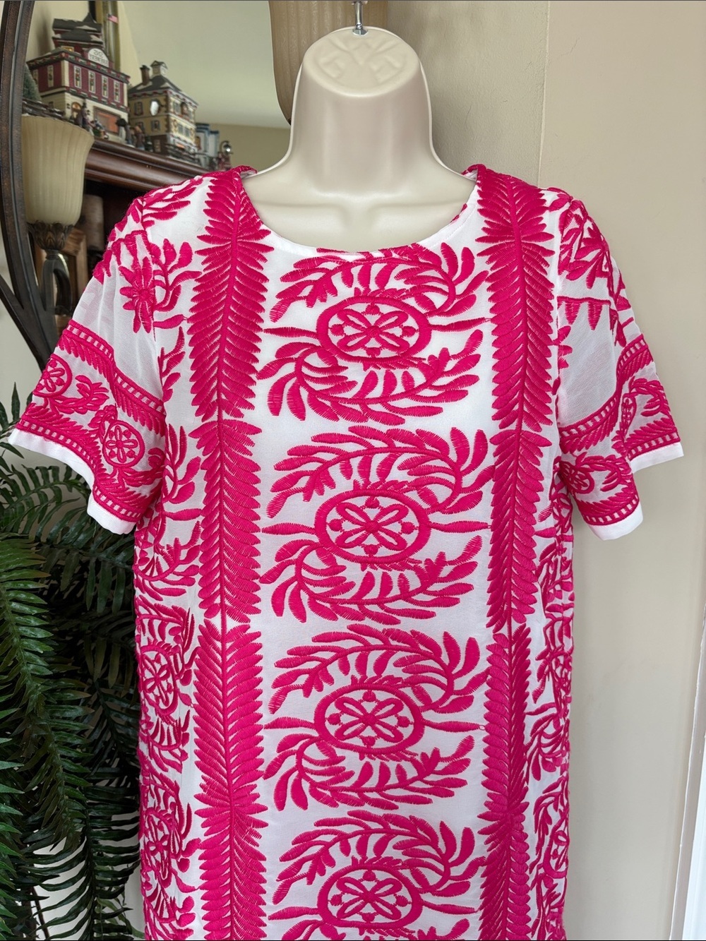Lulu's White Shift Dress Pink Embroidered Floral Geometric Short Sleeve Mini - Picture 5 of 15